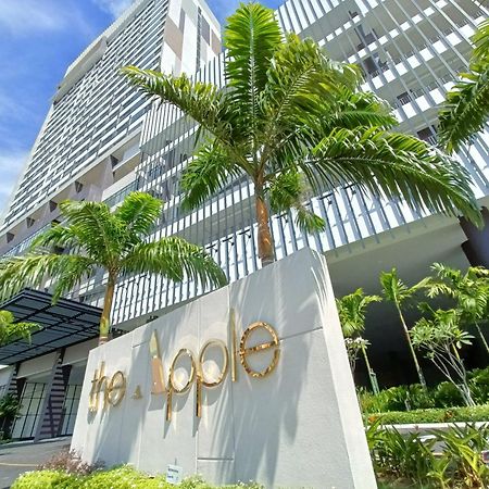 The Apple Melaka Apartment Exterior photo