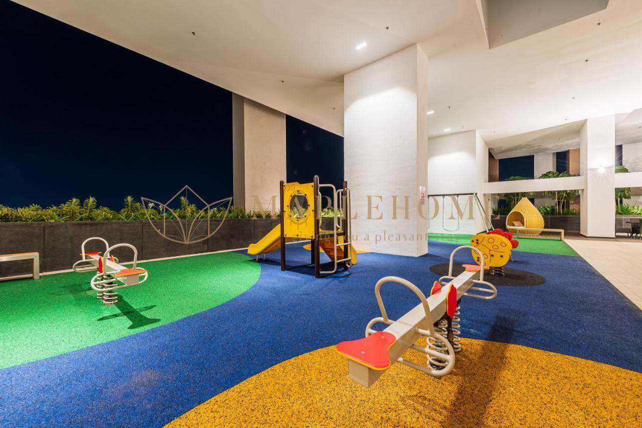 The Apple Melaka Apartment Exterior photo